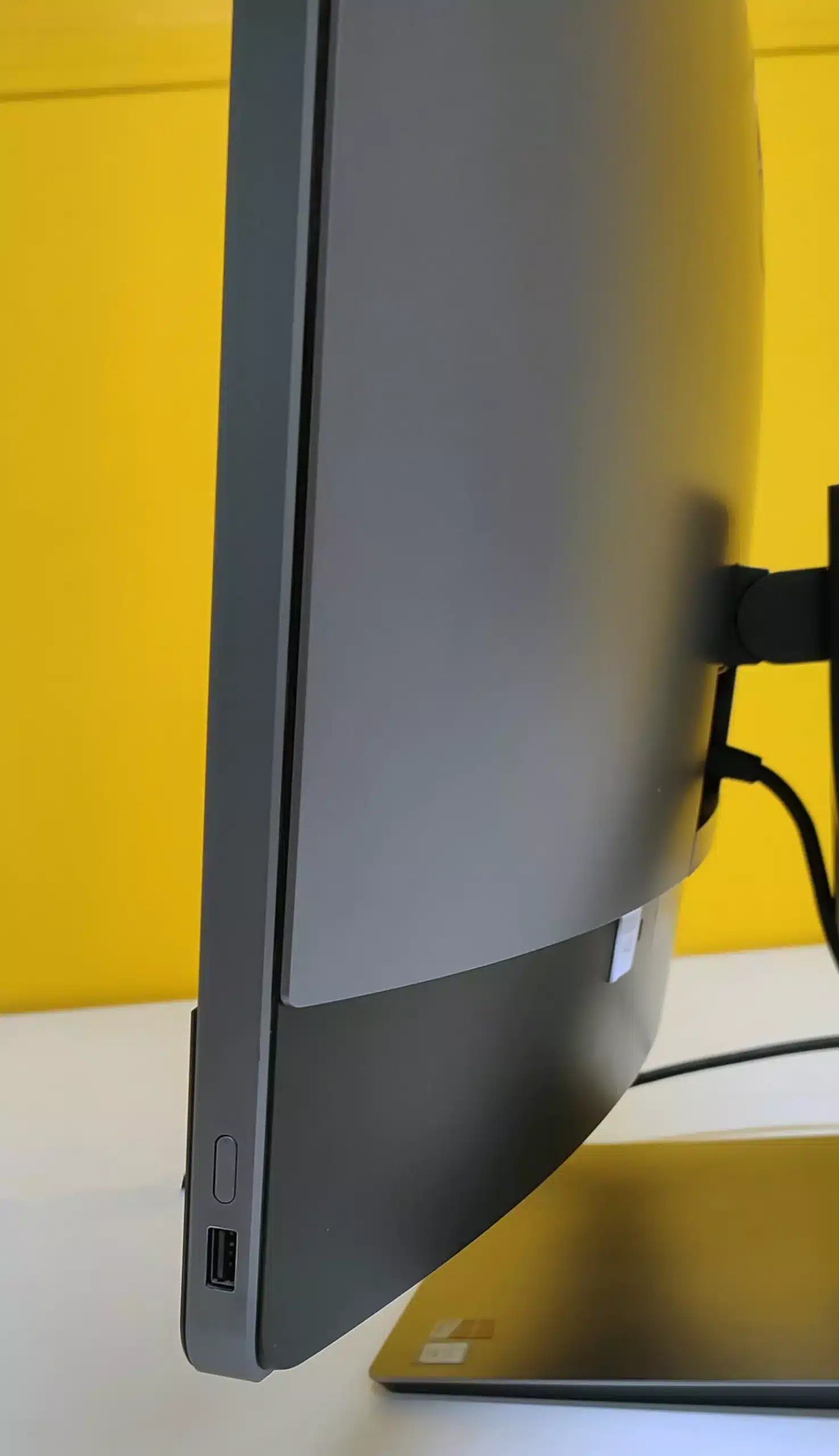 Dell Precision 5720 All In One Dell Precision 5720 All In One